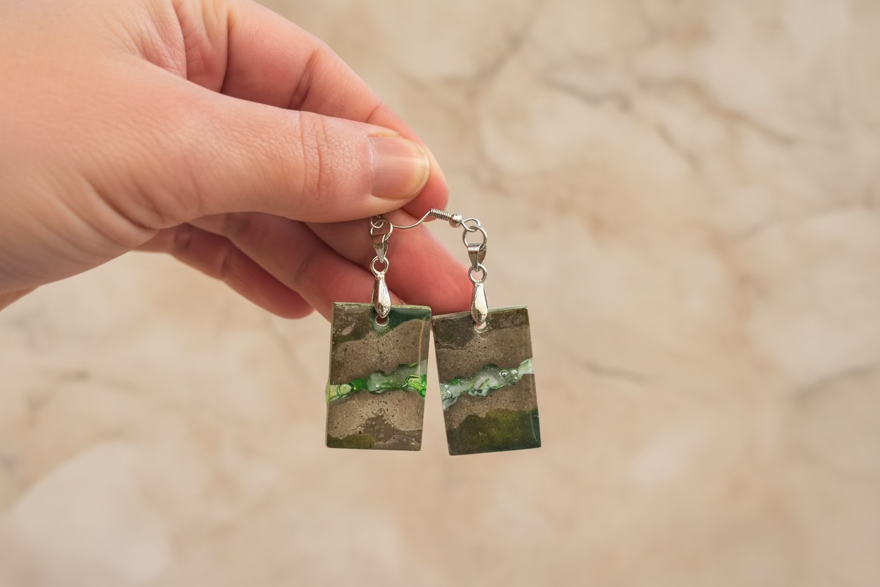 Ohrringe Beton Epoxidharz – Schmuck Unikat – Riality Art & Design