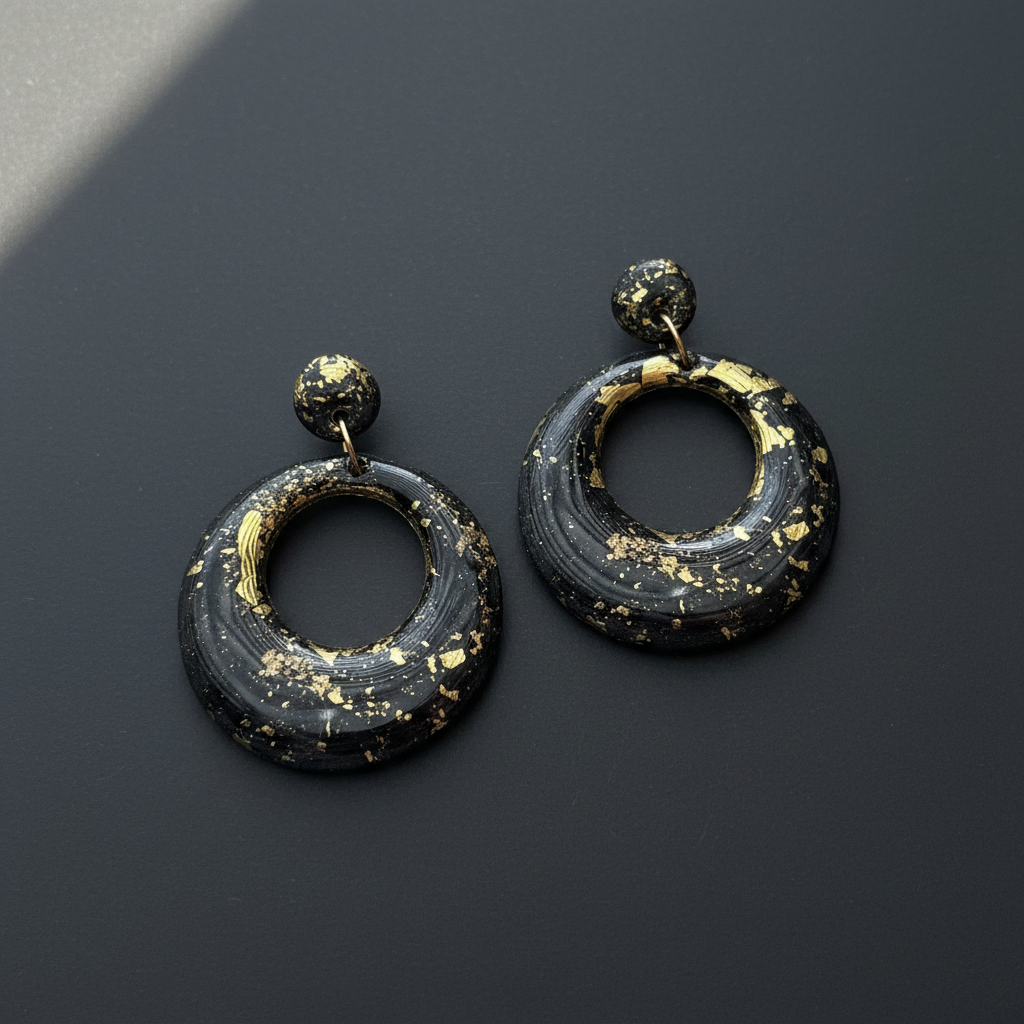 Black & Gold Statement Hoop – Produktfoto