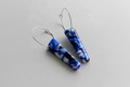 Creolen mit Fimo-Hänger in Blau – Meerglas-Optik, handgemacht | Riality Art & Design